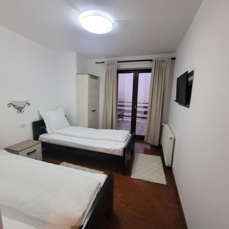 La Rocca Hotel Fundata Bagian luar foto