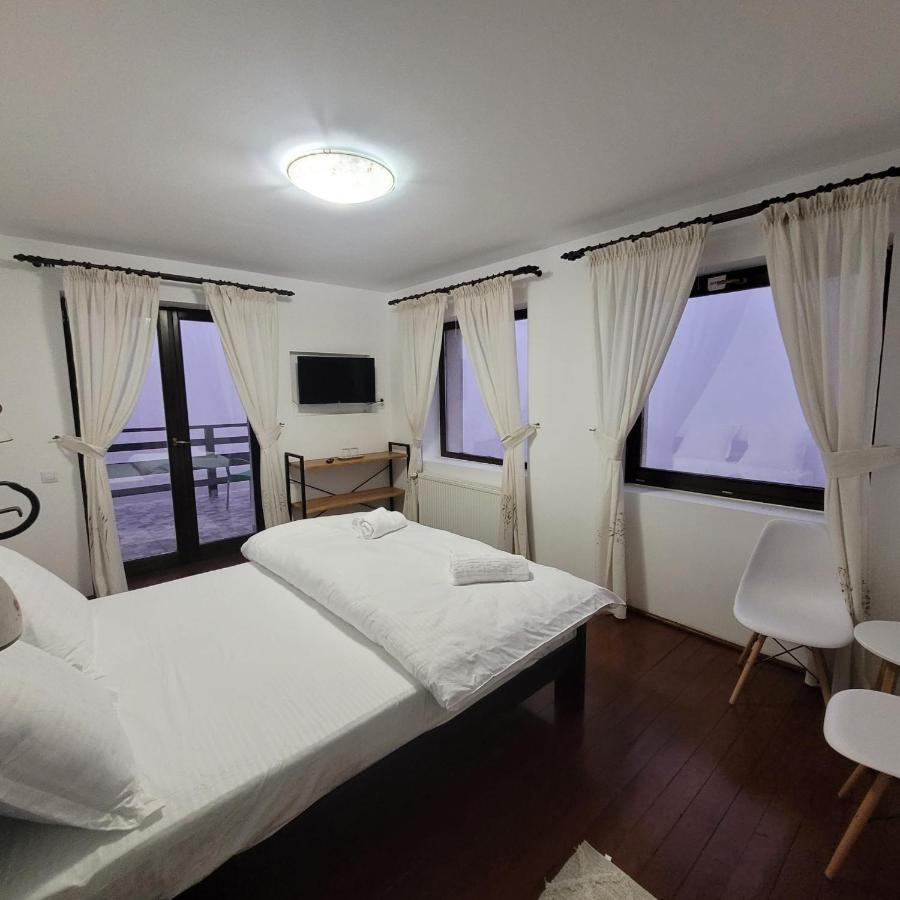 La Rocca Hotel Fundata Bagian luar foto